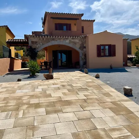 Sunrise Con Giardino Apartamento Budoni